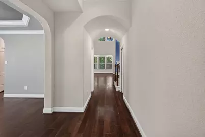 31 Whispering Thicket Place, The Woodlands, TX 77375 - Photo 8