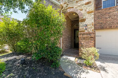 31 Whispering Thicket Place, The Woodlands, TX 77375 - Photo 6