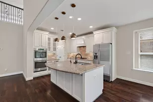 31 Whispering Thicket Pl, The Woodlands, TX 77375 - Photo 14