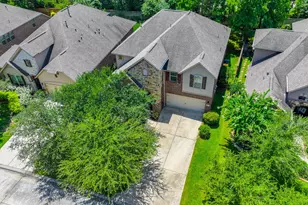 31 Whispering Thicket Pl, The Woodlands, TX 77375 - Photo 4