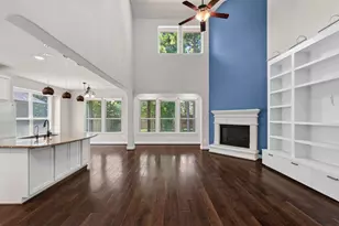 31 Whispering Thicket Pl, The Woodlands, TX 77375 - Photo 1