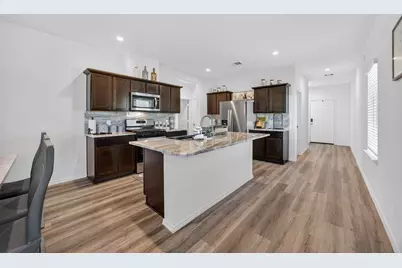 1702 Legacy Hills Drive, Houston, TX 77067 - Photo 16