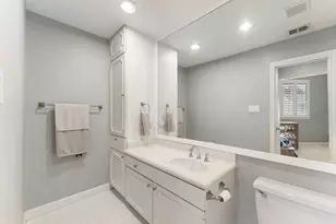 1260 Fountain View Dr, Houston, TX 77057 - Photo 38