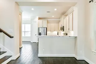 18721 Egret Oaks Ln, Webster, TX 77058 - Photo 12