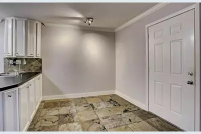 2322 Richton Street #20, Houston, TX 77098 - Photo 8
