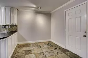 2322 Richton St, Houston, TX 77098 - Photo 8