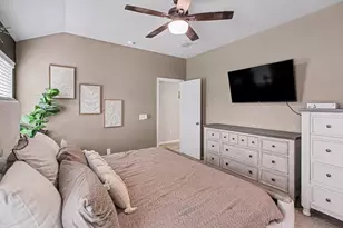 1974 Hidden Cedar Dr, Conroe, TX 77301 - Photo 8