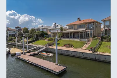 529 Southport Lane, Kemah, TX 77565 - Photo 4