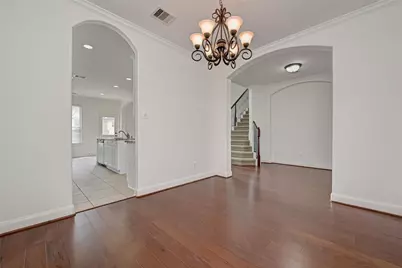 71 N Rocky Point Circle, The Woodlands, TX 77389 - Photo 8