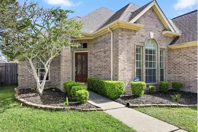 3715 Crescent Drive, Pearland, TX 77584 - Photo 2