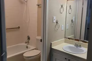 5835 Village Forest Ct, Houston, TX 77092 - Photo 6