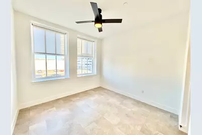 2102 Mechanic Street #204, Galveston, TX 77550 - Photo 6