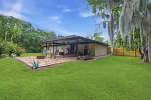 504 County Rd 825, West Columbia, TX 77486 - Photo 36