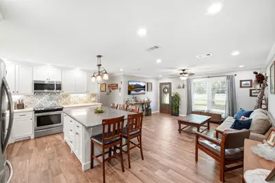 504 County Road 825, West Columbia, TX 77486 - Photo 16