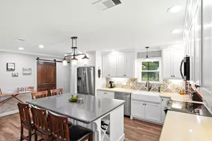 504 County Rd 825, West Columbia, TX 77486 - Photo 14