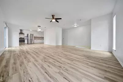 26 Green Field Place, The Woodlands, TX 77380 - Photo 4