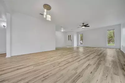 26 Green Field Place, The Woodlands, TX 77380 - Photo 6