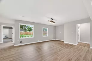 5210 Verdome Ln, Houston, TX 77092 - Photo 10