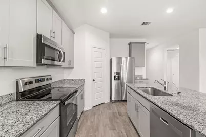 1326 Bison View, Sealy, TX 77474 - Photo 4