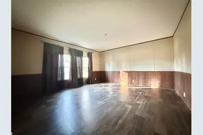 975 Roberts, Vidor, TX 77662 - Photo 4