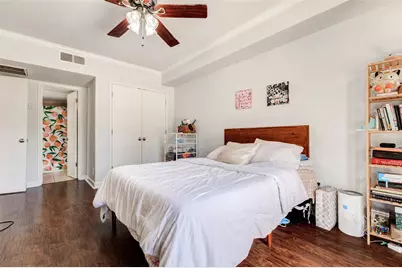 4515 Briar Hollow Place #215, Houston, TX 77027 - Photo 16