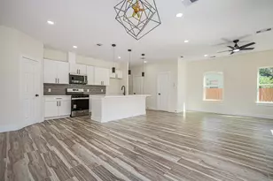 9807 Bamboo Rd, Houston, TX 77041 - Photo 8