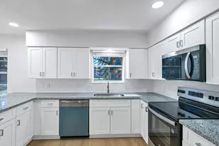 5619 Effingham Dr, Houston, TX 77035 - Photo 12