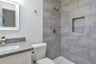 5619 Effingham Dr, Houston, TX 77035 - Photo 24