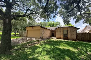 3930 Millrock Cir, Sugar Land, TX 77479 - Photo 2