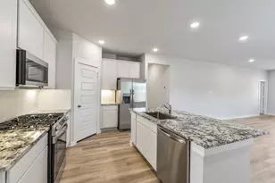 127 W Canopy Xing Cir, Conroe, TX 77301 - Photo 8