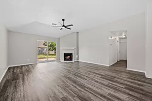 19506 Elmtree Estates Dr, Katy, TX 77449 - Photo 4