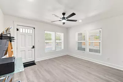 902 Post Oak Street, Hearne, TX 77859 - Photo 14