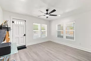 902 Post Oak St, Hearne, TX 77859 - Photo 14