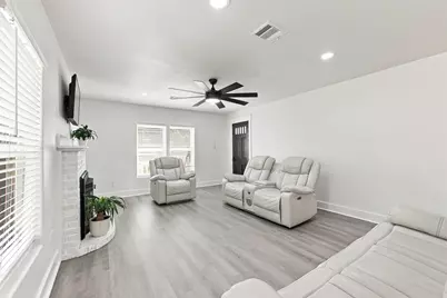 902 Post Oak Street, Hearne, TX 77859 - Photo 6
