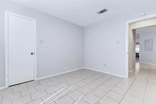 213 Willoughby Dr, Richmond, TX 77469 - Photo 4
