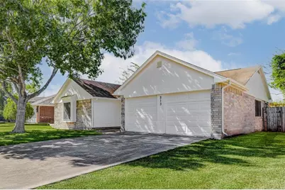 213 Willoughby Drive, Richmond, TX 77469 - Photo 1