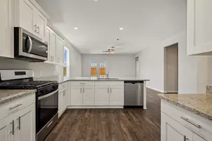25523 Blooming Hazel Dr, Cleveland, TX 77328 - Photo 6