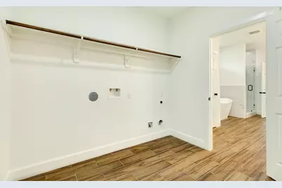 2138 Twin Lakes Boulevard, West Columbia, TX 77486 - Photo 20