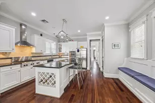 1315 W 22nd St, Houston, TX 77008 - Photo 8