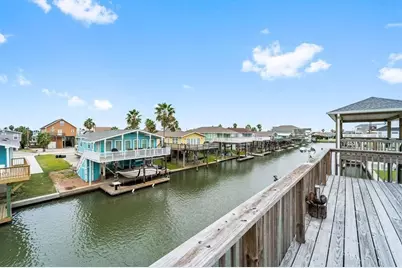 22122 Cantina Drive, Galveston, TX 77554 - Photo 4