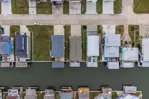 22122 Cantina Dr, Galveston, TX 77554 - Photo 40