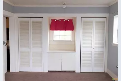 1104 Moss Lane, Cuero, TX 77954 - Photo 16