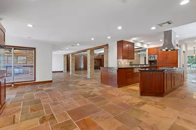 3322 N Braeswood Boulevard, Houston, TX 77025 - Photo 18