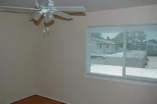 10325 Huntington Pl Dr, Houston, TX 77099 - Photo 8