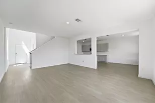 6814 Bens Lndg, Cove, TX 77523 - Photo 4