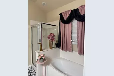 814 Heatherton Hill Lane, Houston, TX 77047 - Photo 14
