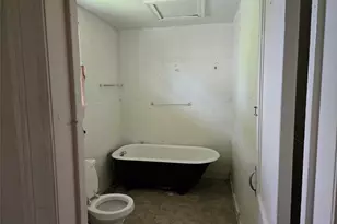 5604 Gano, Houston, TX 77009 - Photo 6