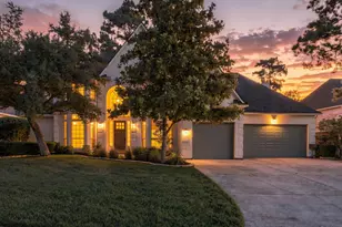 22 Hillside View Pl, The Woodlands, TX 77381 - Photo 1