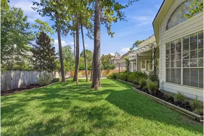 22 Hillside View Place, The Woodlands, TX 77381 - Photo 46