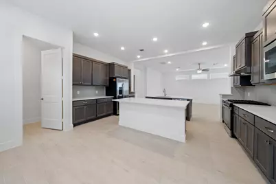 9729 Roaring River Falls Lane, Porter, TX 77365 - Photo 4